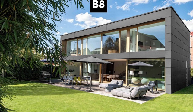 B8/The exclusive architect's villa for 4-10 persons
