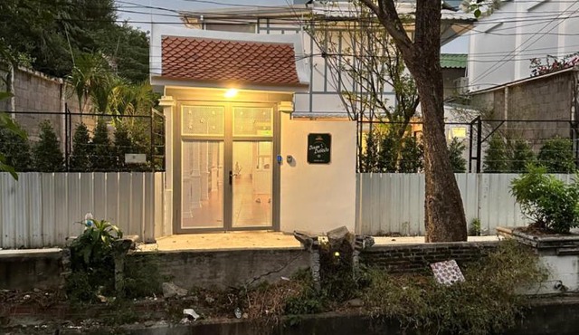 Baan Debtida