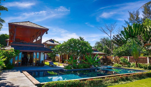 Baan Phulay Luxury Beachfront Villa located directly on Lipa Noi Beach Ko Samui