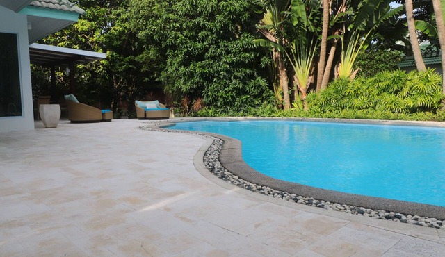 Baan Samui Beach Private Villa Near The Beach