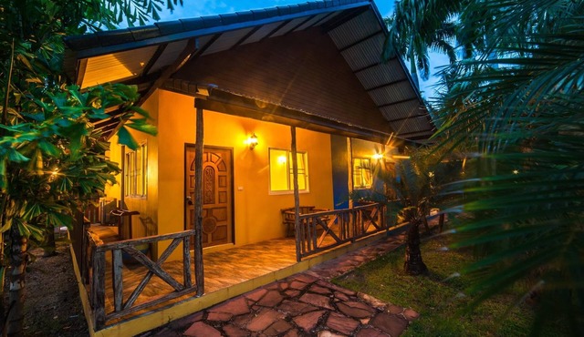 Baanboonpetch Resort