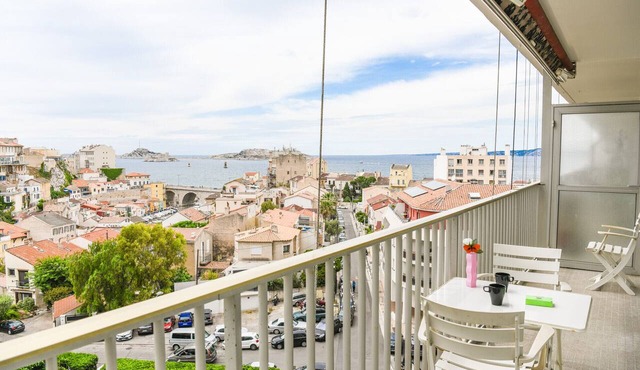 Bail mobilité - Balcon et vue splendide sur la mer
