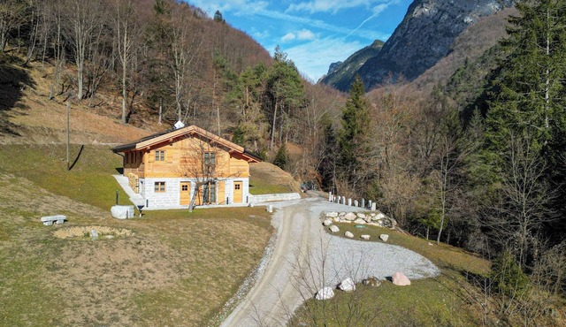 Baita Valon la granda e la piciola 8, Emma Villas