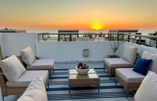 Baja Ocean View 3 BR Panoramic Terrace & Private Jacuzzi 8pp