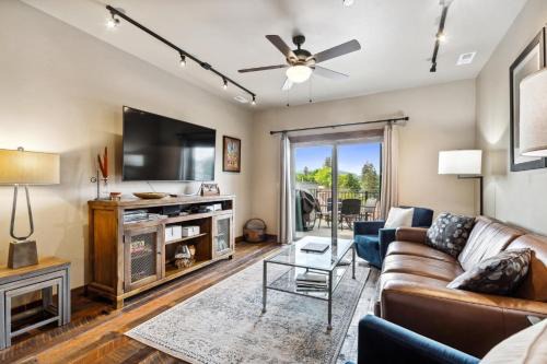 Baker Loft 302