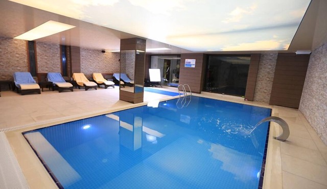 Bal Otel