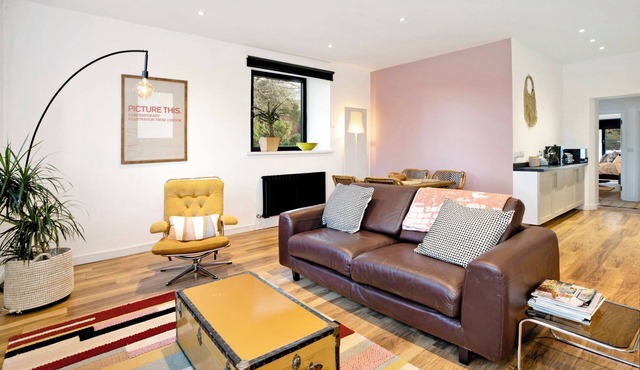 Bala Lodge. A family/dog friendly getaway in Dartmoor's national park.