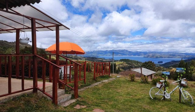 Balcones del Lago de Tota