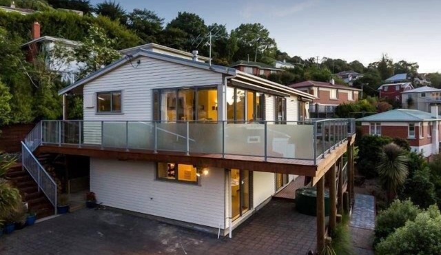 Baldwin Street BNB