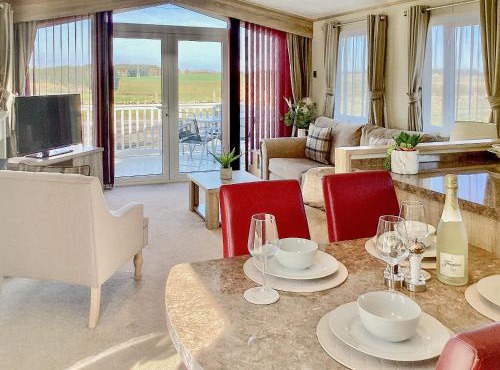 Ballagan Lodge - Uk43375