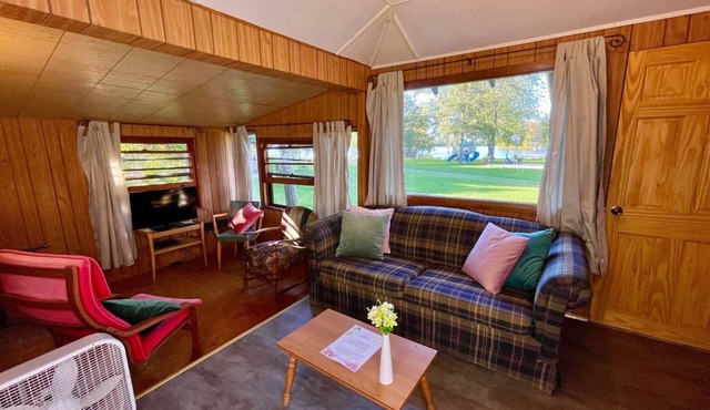 Balsam Lake Villa Cottages: 3-Bedroom Cottage #4