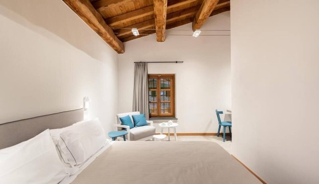Balthazar Double Room with Spa Bath