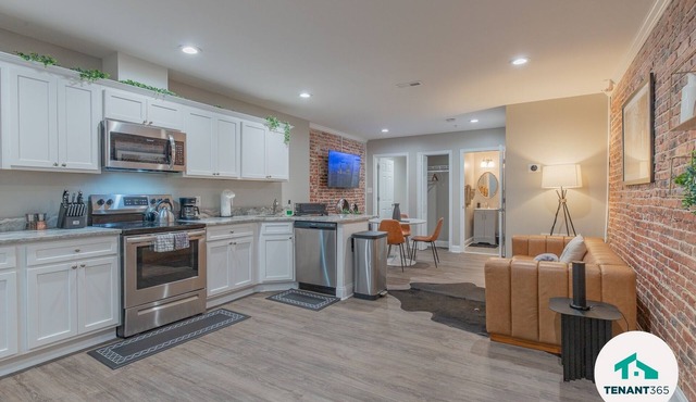 Baltimore's Best Home Away From Home 2 Bedroom Apts by Redawning