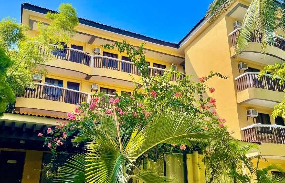 Bamboo Beach Resort & Restaurant