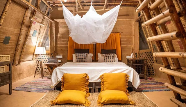 Bamboo Cabin w. Aravalli Hill Views