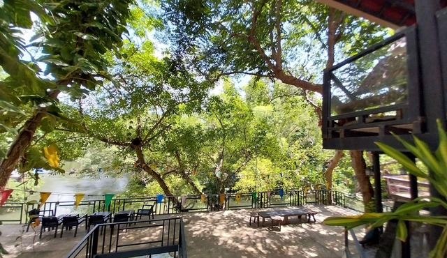 Bamboo River House Kaeng Krachan