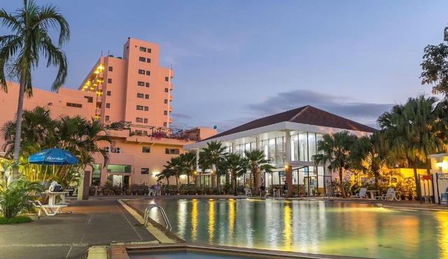 Ban Chiang Hotel