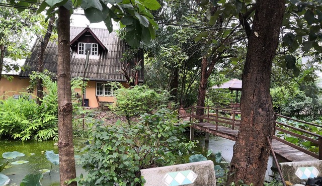 Ban Suan Ramburi