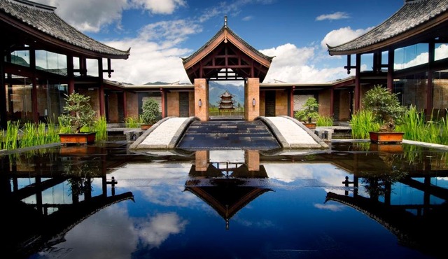 Banyan Tree Lijiang