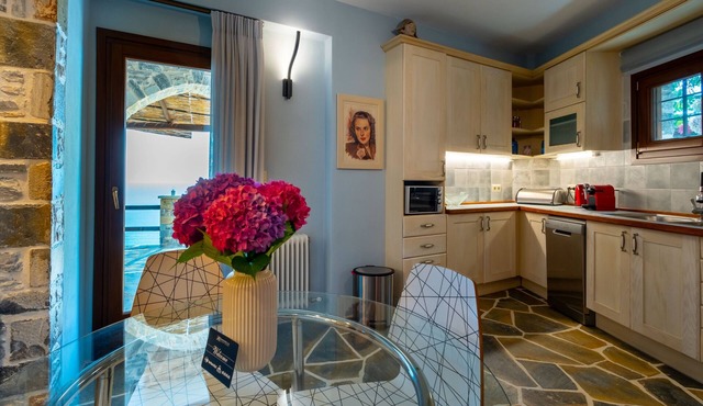 Barbarella No2 Apartment with Sea View, Wi-Fi and Air Conditioning
