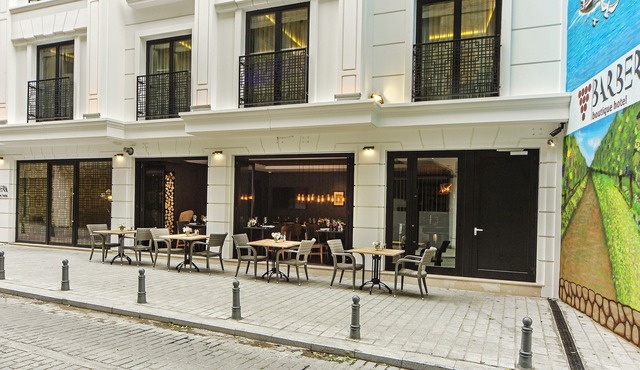 Barbera Hotel