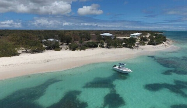 Barbuda Cottages 1 Bed (Purple) Beachfront Villan