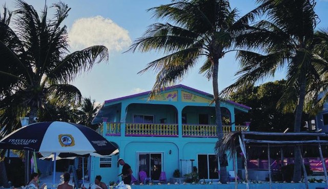 Barefoot Beach Belize