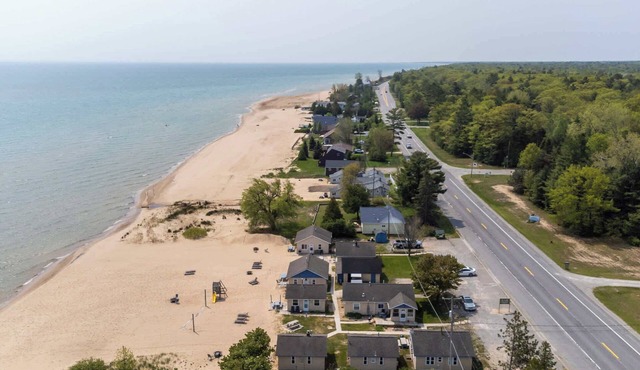 Barefoot Beach Resort
