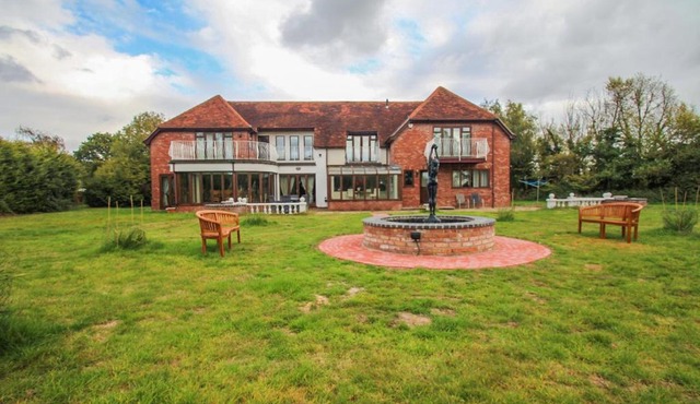 Barnfields Retreat