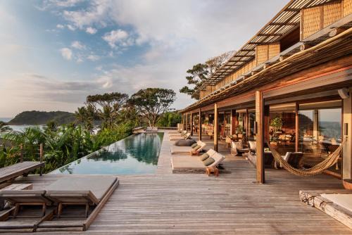 Barracuda Hotel & Villas