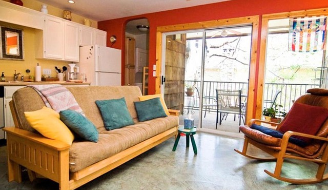 Barton Hills Condo