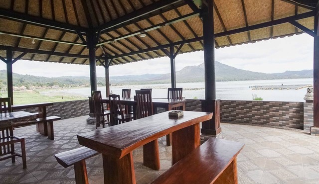 Baruna Lakeside View