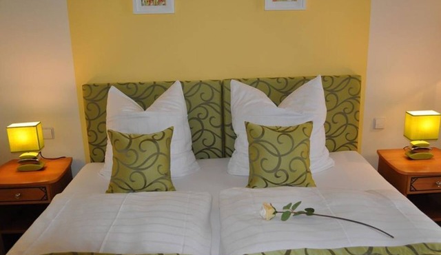 Basic double room, non-smoking - Landhotel Gillenfelder Hof