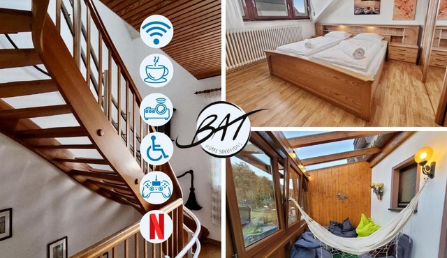 BAT Home Solutions Trier-Euren - alles was ein Hotel nicht bietet - 10 Min zur Altstadt - 98 qm Scheune für 9 Personen mit Sternenhimmel, Wintergarten, Grill und Kino - barrierefrei dank Lift & Auffahrt