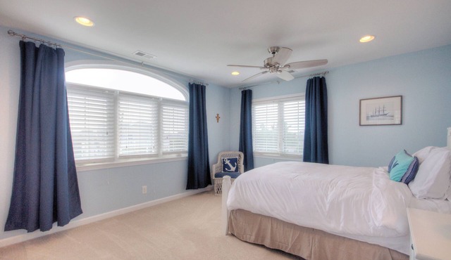 Bay Avenue Bliss, Newly Updated, Spacious Yard, OCNJ South Shore