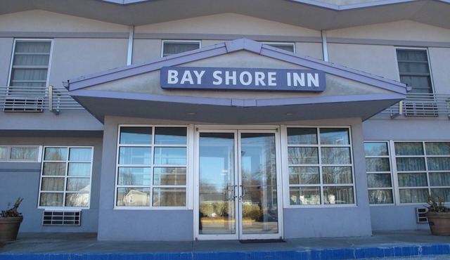 Bay Shore Inn