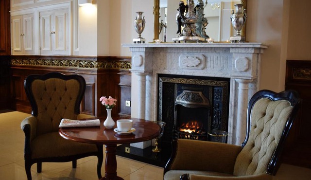 Bay View Hotel