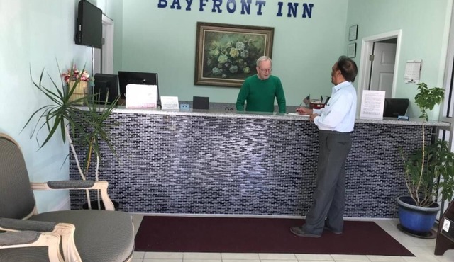 Bayfront Inn