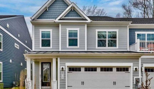 Bayside * 5BR Luxury Twin House