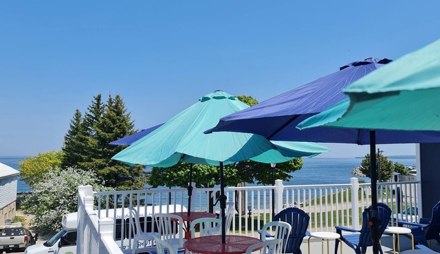 Bayside Inn