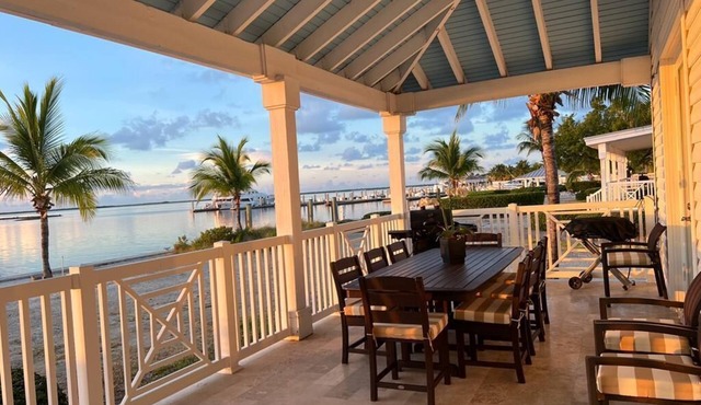 Bayside Single-Family Home 4 BR 4 BA Bimini Bay Bahamas