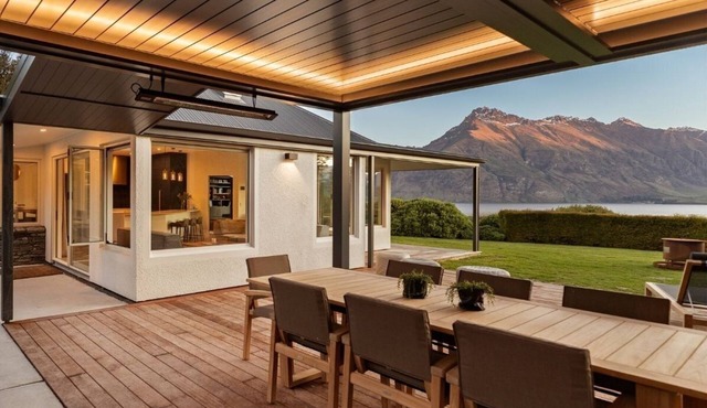 Baywaters - Rural beauty with Sauna, Spa, Gym & Tennis Court