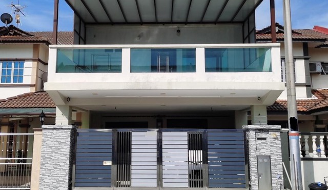 BBT Double Storey Balcony Bukit Tinggi Home