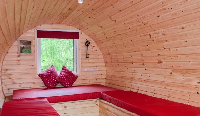 BCC Lochness Hostel pods