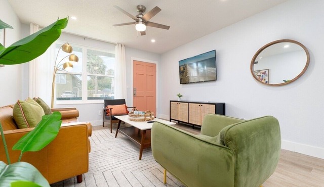 Be A Nomad | 2BR Neptune Beach Home 2 Blocks to Ocean | Free Parking