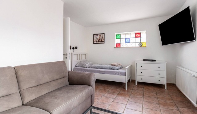 Beautiful Fitter's Apartment 6 in Weddingstedt, Schleswig-Holstein