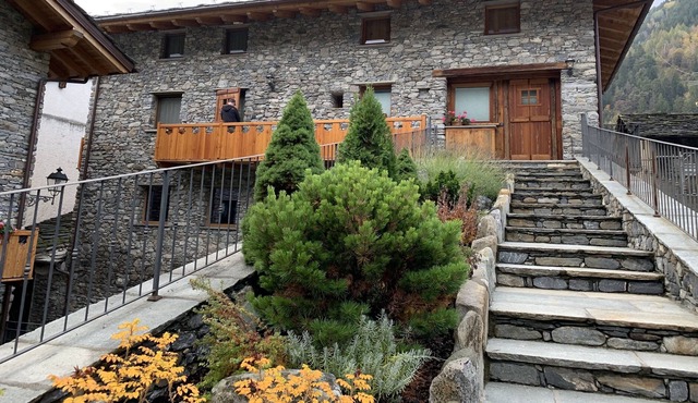 Be in the heart of the Valdigne- the Mont Blanc Valley- Courmayeur, La Thuile