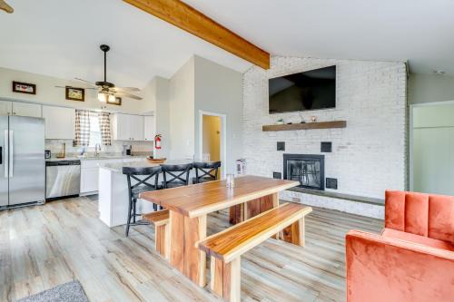 Beach Access: BBQ-Ready Poconos Family Getaway!