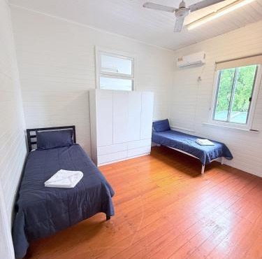 Beach accommodation with Shared facilities