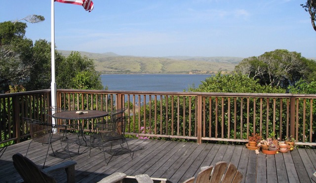 Beach and Seashore Hiking Retreat